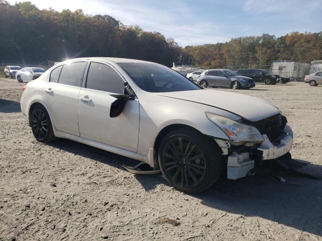 JNKCV61E09M013654 - 2009 INFINITI G37 BASE WHITE photo 4