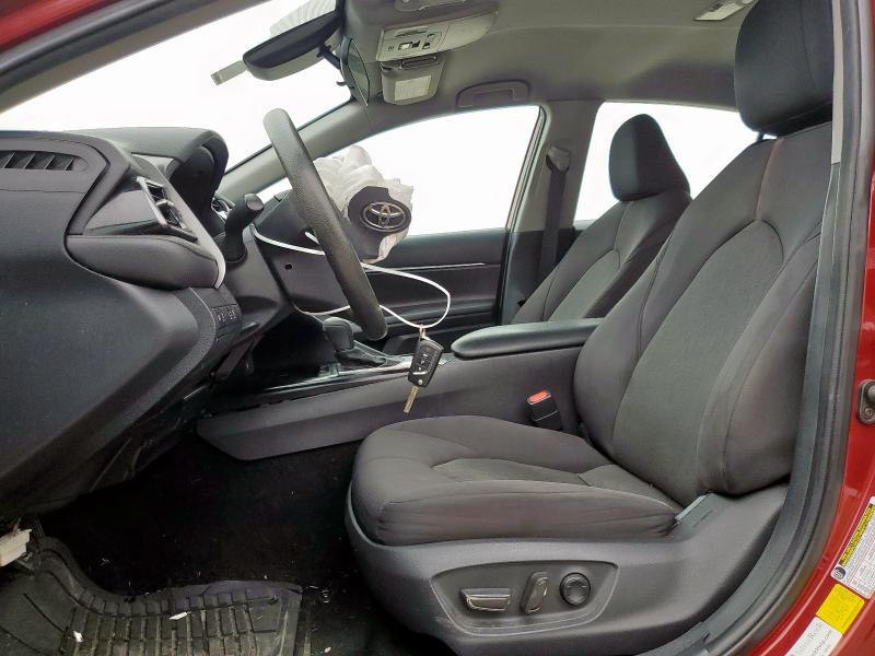 4T1C11AK2LU330795 - 2020 TOYOTA CAMRY LE BURGUNDY photo 7