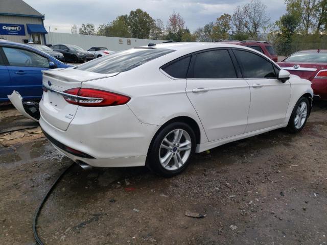 3FA6P0HD5JR229195 - 2018 FORD FUSION SE WHITE photo 3