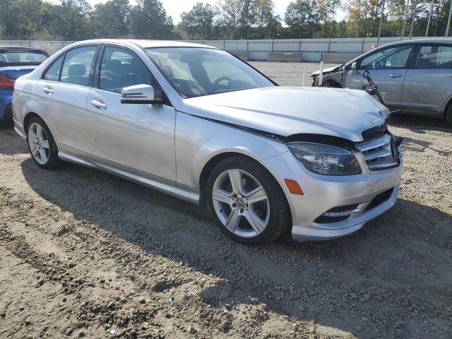 WDDGF5EB2BA470408 - 2011 MERCEDES-BENZ C 300 SILVER photo 4