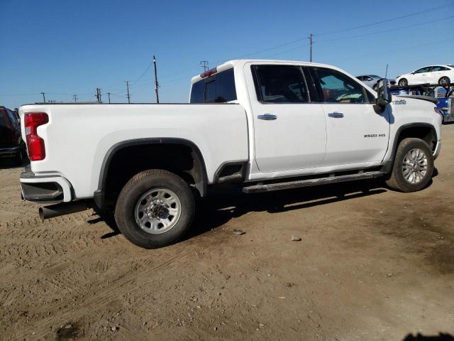 2GC4YREY0N1220974 - 2022 CHEVROLET SILVERADO K2500 HIGH COUNTRY WHITE photo 3