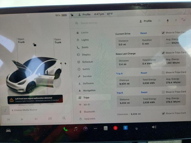 7SAYGDEE1SA358979 - 2025 TESLA MODEL Y WHITE photo 9