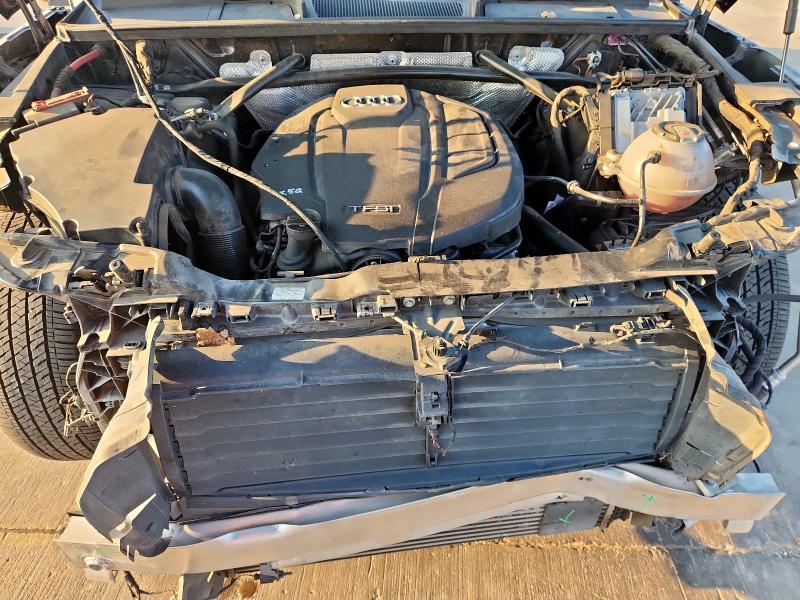 WA1CNAFY6K2130951 - 2019 AUDI Q5 PRESTIGE BLUE photo 12