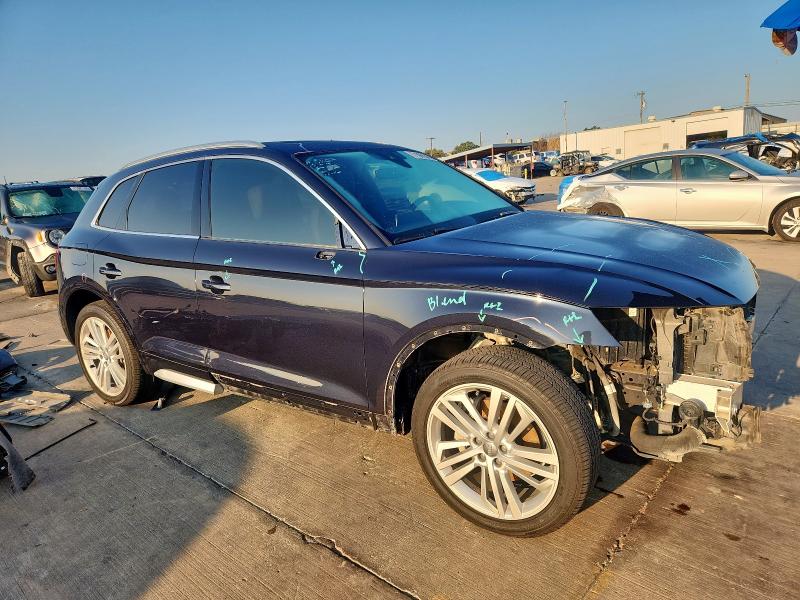 WA1CNAFY6K2130951 - 2019 AUDI Q5 PRESTIGE BLUE photo 4