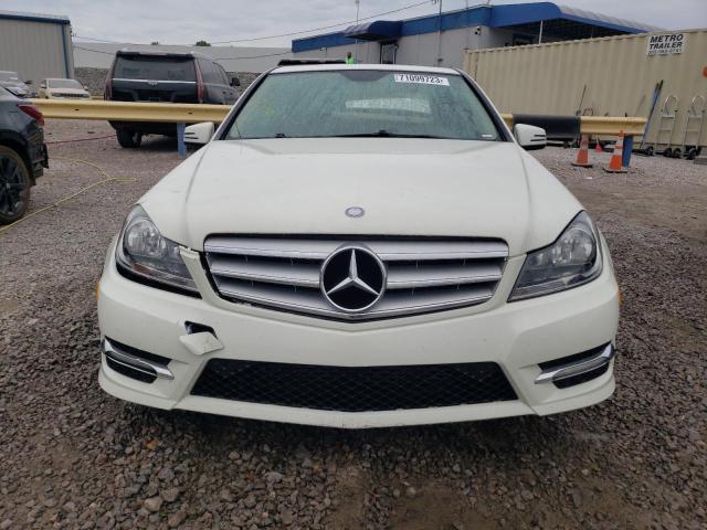 WDDGF4HB1CR195249 - 2012 MERCEDES-BENZ C 250 WHITE photo 5