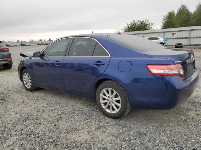 4T1BF3EK2BU628765 - 2011 TOYOTA CAMRY BASE BLUE photo 2