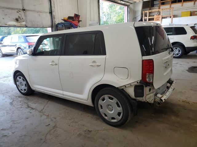 JTLZE4FE4EJ062882 - 2014 TOYOTA SCION XB WHITE photo 2