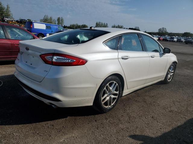 3FA6P0H71DR353270 - 2013 FORD FUSION SE WHITE photo 3