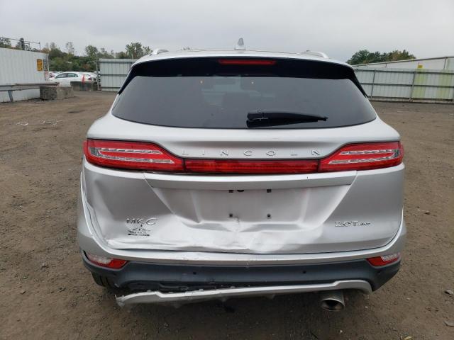 5LMCJ3D91HUL11499 - 2017 LINCOLN MKC RESERVE SILVER photo 6