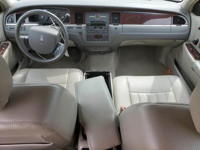 1LNHM81W27Y623751 - 2007 LINCOLN TOWN CAR SIGNATURE WHITE photo 8