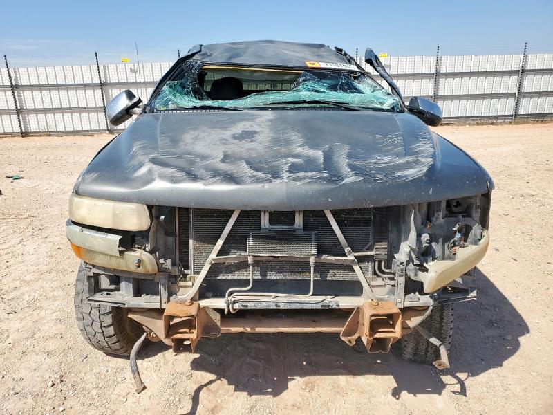 1GCHC29U01E324615 - 2001 CHEVROLET SILVERADO C2500 HEAVY DUTY GRAY photo 5