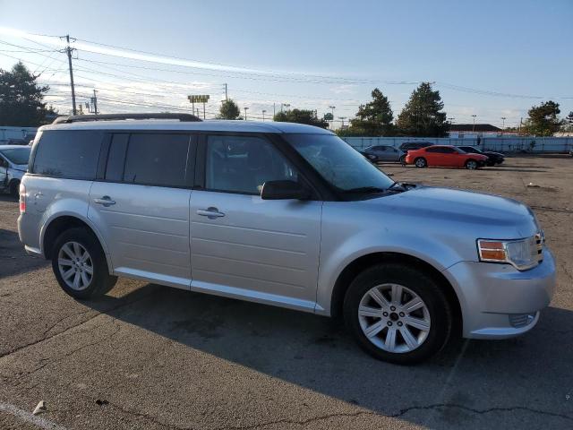 2FMGK5BC7CBD22923 - 2012 FORD FLEX SE SILVER photo 4