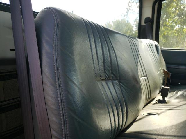 1GBK7H1C5YJ516263 - 2000 CHEVROLET C-SERIES C7H042 白色 照片 11