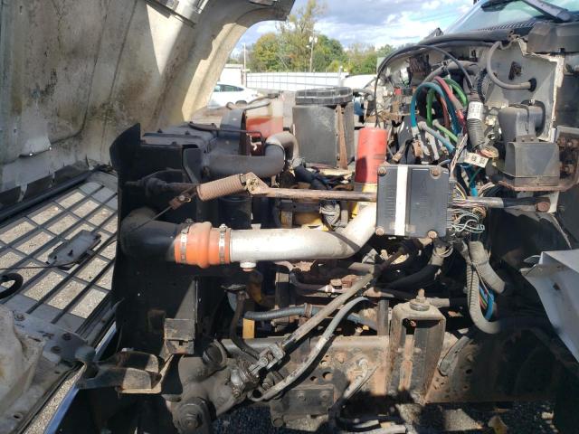 1GBK7H1C5YJ516263 - 2000 CHEVROLET C-SERIES C7H042 白色 照片 12