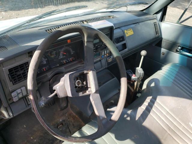 1GBK7H1C5YJ516263 - 2000 CHEVROLET C-SERIES C7H042 白色 照片 8