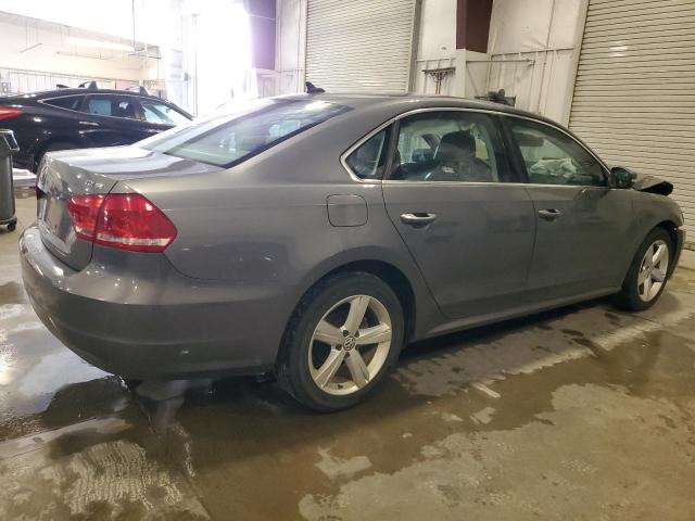 1VWBN7A33DC116225 - 2013 VOLKSWAGEN PASSAT SE Boz foto 3