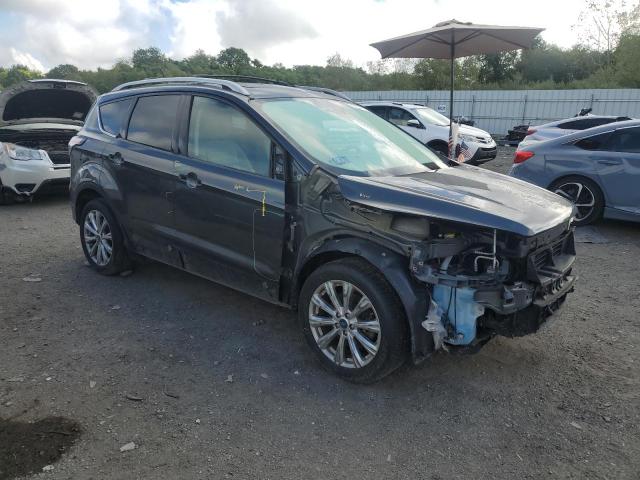 1FMCU9J9XJUA57816 - 2018 FORD ESCAPE TITANIUM ნაცრისფერი ფოტო 4