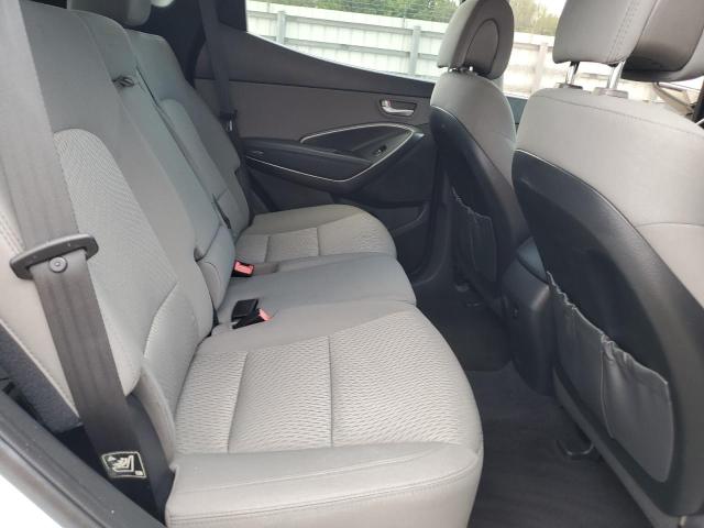 5NMZT3LB8JH079111 - 2018 HYUNDAI SANTA FE S WHITE photo 11