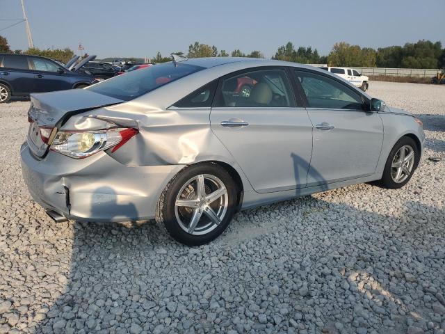 5NPEC4AB2BH302495 - 2011 HYUNDAI SONATA SE SILVER photo 3