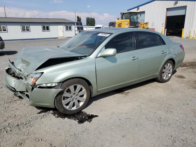 2005 TOYOTA AVALON XL, 
