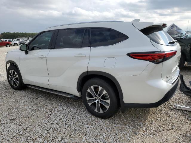 5TDGZRAH8MS529230 - 2021 TOYOTA HIGHLANDER XLE WHITE photo 2