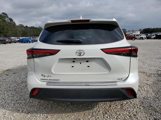 5TDGZRAH8MS529230 - 2021 TOYOTA HIGHLANDER XLE WHITE photo 6