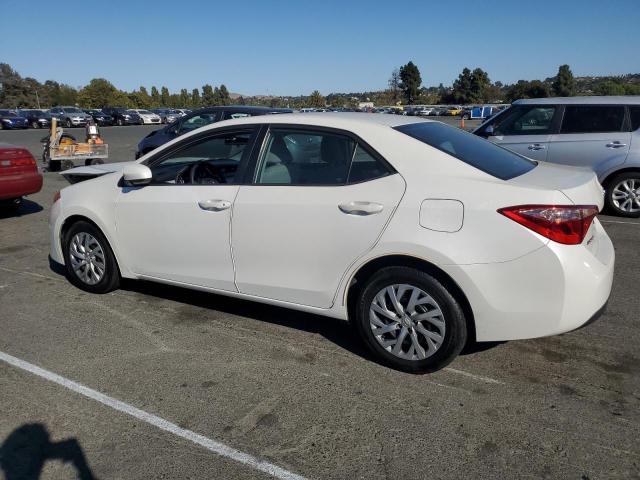 5YFBURHE4KP919879 - 2019 TOYOTA COROLLA L WHITE photo 2