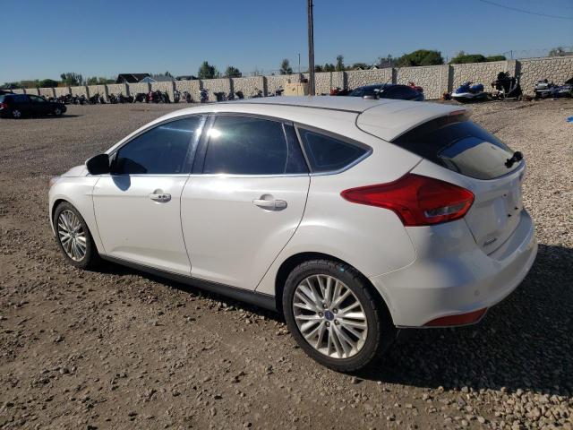 1FADP3N29HL334228 - 2017 FORD FOCUS TITANIUM WHITE photo 2