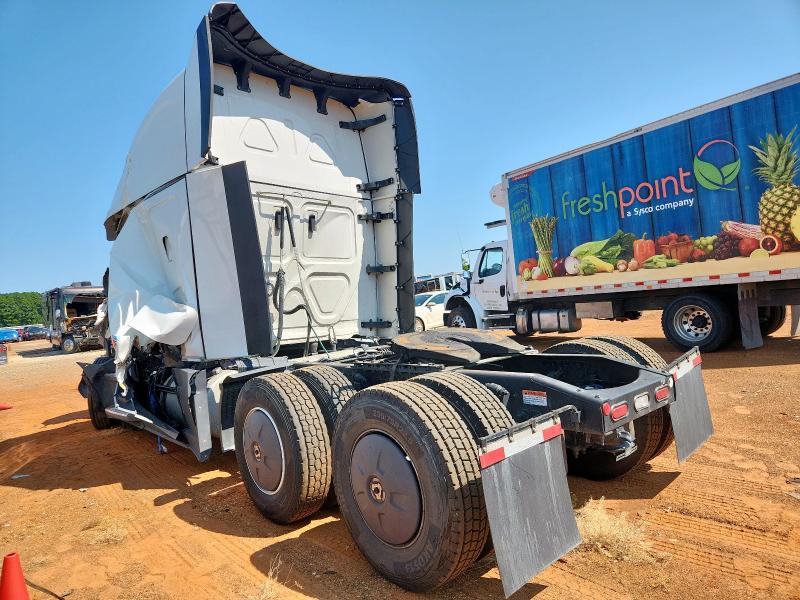 3AKJHHDR7SSWA4675 - 2025 FREIGHTLINER CASCADIA 1 თეთრი ფოტო 3