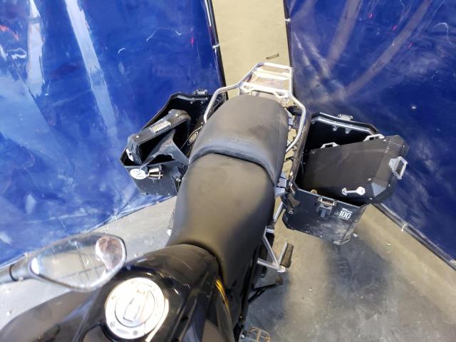 WB10M1303N6F06738 - 2022 BMW R 1250 GS ADVENTURE TWO TONE photo 6