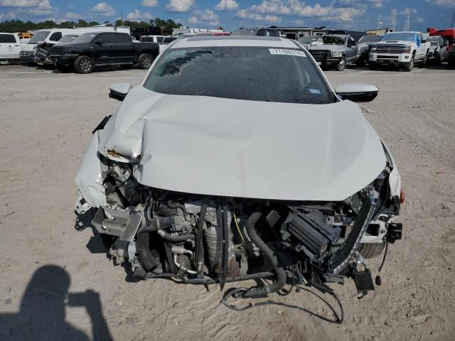 19XFC1F94HE000406 - 2017 HONDA CIVIC TOURING WHITE photo 5