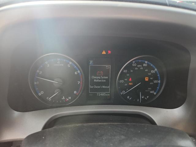 2T3BFREV7HW593654 - 2017 TOYOTA RAV4 LE 银色 照片 9