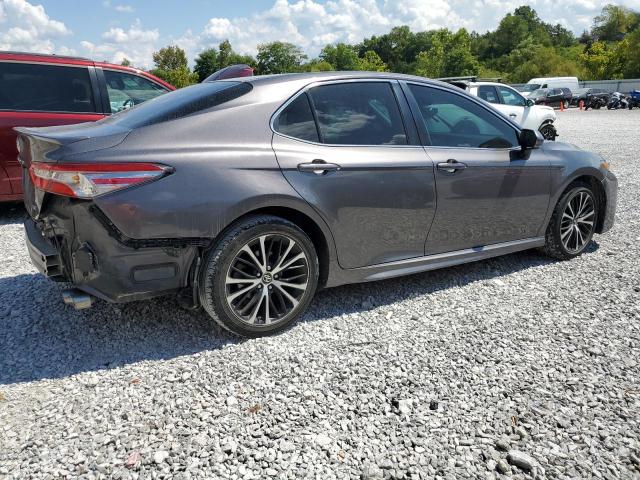 4T1B11HK8JU667034 - 2018 TOYOTA CAMRY L 灰色 照片 3