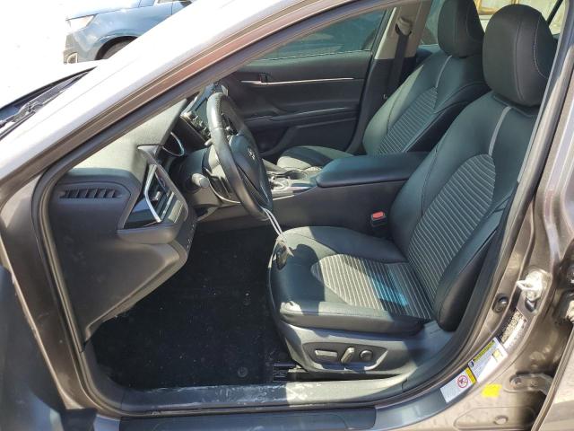 4T1B11HK8JU667034 - 2018 TOYOTA CAMRY L 灰色 照片 7