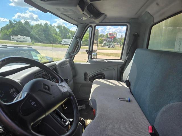 1HTMMAAM96H186745 - 2006 INTERNATIONAL 4000 4300 WHITE photo 6