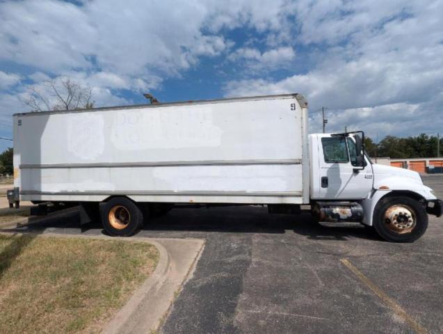 1HTMMAAM96H186745 - 2006 INTERNATIONAL 4000 4300 WHITE photo 8