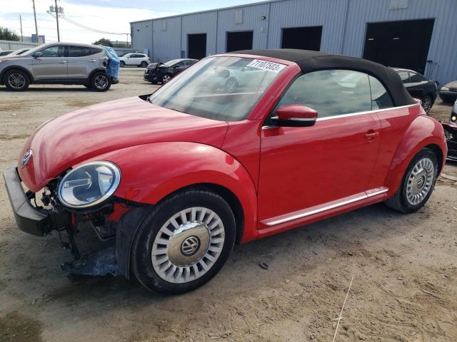 3VW5P7ATXDM812957 - 2013 VOLKSWAGEN BEETLE RED photo 1