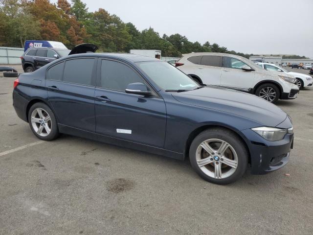 WBA3C3C55DF982377 - 2013 BMW 320 I XDRIVE BLUE photo 4