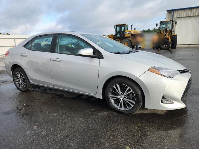 2T1BURHE4JC007574 - 2018 TOYOTA COROLLA L Gümüş foto 4