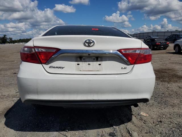 4T1BF1FK2HU800398 - 2017 TOYOTA CAMRY LE WHITE photo 6