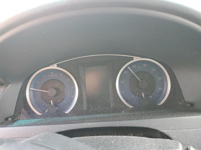 4T1BF1FK2HU800398 - 2017 TOYOTA CAMRY LE WHITE photo 9