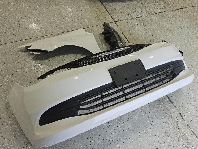 2C4RC1AG7JR274691 - 2018 CHRYSLER PACIFICA L WHITE photo 13