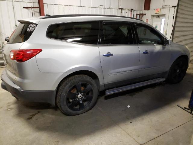 1GNEV33DX9S126821 - 2009 CHEVROLET TRAVERSE LTZ SILVER photo 3