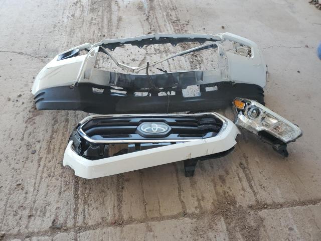 5TFAX5GN8KX139740 - 2019 TOYOTA TACOMA DOUBLE CAB WHITE photo 12