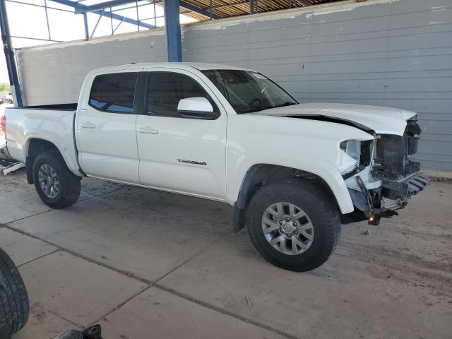 5TFAX5GN8KX139740 - 2019 TOYOTA TACOMA DOUBLE CAB WHITE photo 4