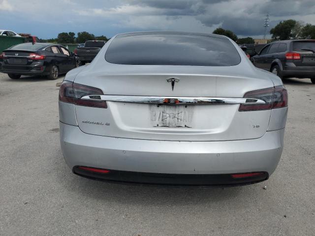 5YJSA1E14HF221675 - 2017 TESLA MODEL S Gümüş foto 6