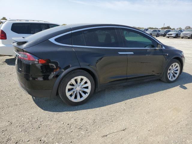 5YJXCAE2XGF029264 - 2016 TESLA MODEL X BLACK photo 3