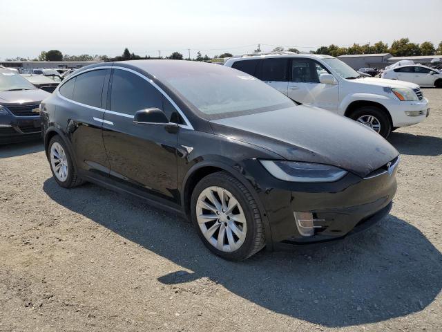 5YJXCAE2XGF029264 - 2016 TESLA MODEL X BLACK photo 4