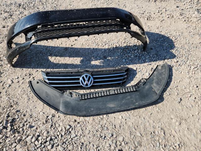1VWBH7A38DC011249 - 2013 VOLKSWAGEN PASSAT SE BLACK photo 12