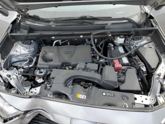 2T3P1RFV8NW278070 - 2022 TOYOTA RAV4 XLE SILVER photo 12